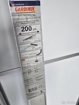 Záclonové koľajničky dva pojazdy