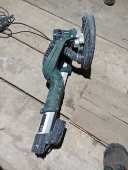 Brúska na sadrokartón. žirafa - 1