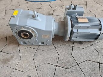 Predám rôzne el.motory s prevodom