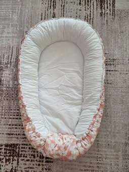 Hniezdo do postieľky kvetinkove