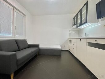 Na prenájom plne zariadená garsónka
