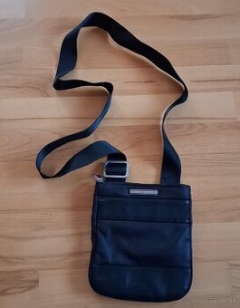 Tommy Hilfiger čierna crossbody