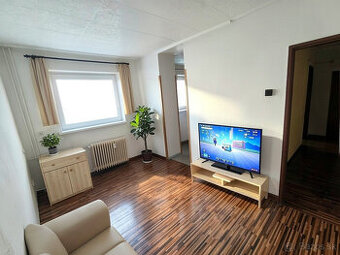 Útulný 1-izbový byt v centre Vranova – Sídlisko I (voľný)