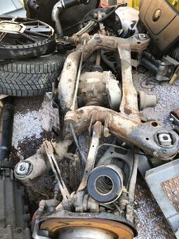 Rozpredam zadnu napravu z BMW E90 318d motora M47N2 manualu