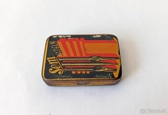 Stará plechová krabička s náhradními gramojehlami, 20. léta