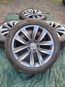 Zimní kola Volkswagen Arteon R18 Almere Pirelli