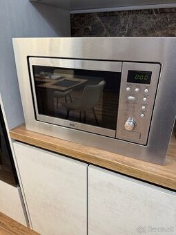 Vstavaná mikrovlnná rúra ECG