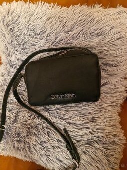 Mala kabelka Calvin Klein