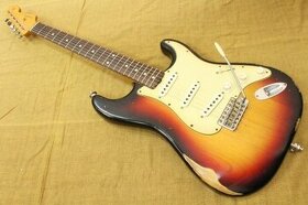 Kúpim Fender 60s road worn stratocaster