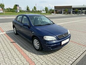 Opel Astra 1.4 16V klima servisní knížka ČR