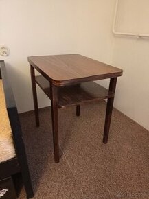 Retro stolík do obývačky