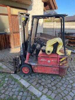 Vysokozdvižný vozík Linde E15