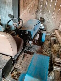 Traktor na predaj