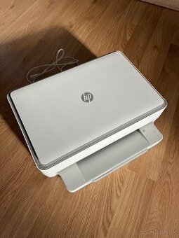 Tlačiareň HP farebná