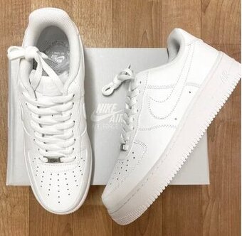 Bílé Bity Nike Air Force One