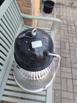 Priemyselna lampa