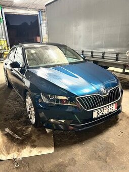 Škoda superb Laurinklement
