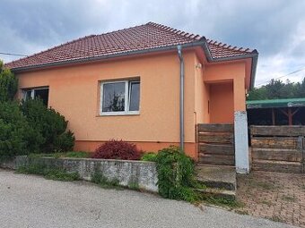Na predaj rodinný dom Koplotovce len 5,8km od Hlohovca