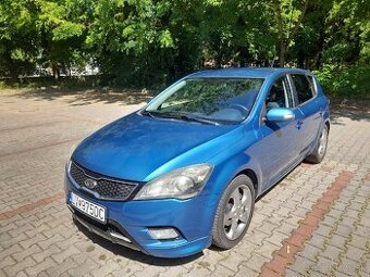 KIA CEED Sport Packet