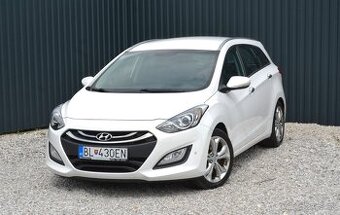 Hyundai i30 CW 1.6 CRDi, SR voz, 1. maj, TOP výbava, DPH