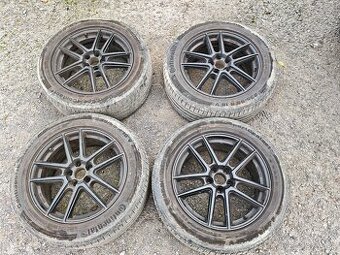 ANZIO SPLIT 8x18 5x114,3 ET35 racing black