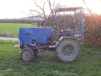 traktor s navijákom