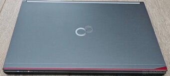 Notebook Fujitsu i5, 500GB SSD, 13,3" 12GB RAM -