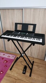 YAMAHA PSR - E373