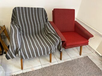 Predam stolik a kresla