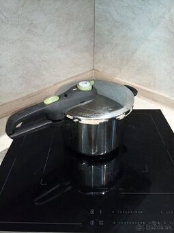 Tlakový hrnec Tefal P2530741 6l Secure5 Neo - 1