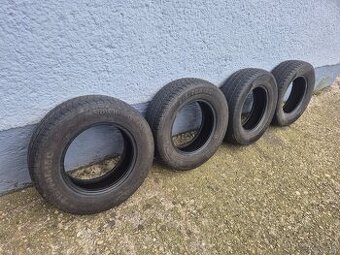 Predám zimné pneumatiky na dodávku R15 C