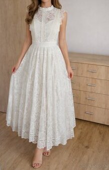 Elegantné dlhé šaty