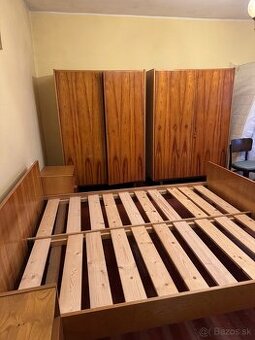 Spálňová súprava drevená