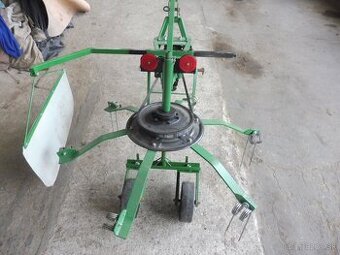 predám obracač sena a rampu - radlicu k malotraktoru