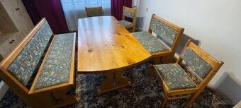 Predám jedálenskú zostavu s masívneho smrekového dreva