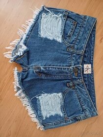 Calvin Klein Jeans - džínsové šortky