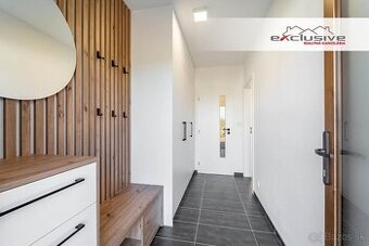 4 IZBOVÝ ROD. DOM - TRNKOV, 110 M2, TERASA, 335 M2 POZEMOK