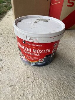 Adhezny mostik