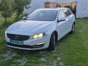 Volvo V60 plugin-hybrid, D5 AWD, r.v. 2016