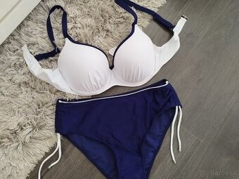 Dvojdielne plavky. 2XL/44 .Bielo modré. POŠTA ZDARMA.