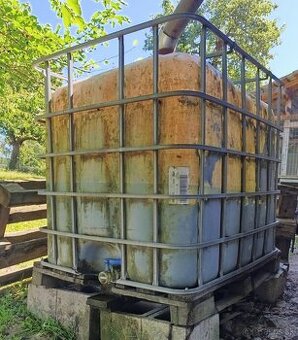 1000 l nádrž, IBC kontajner