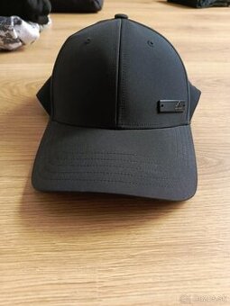 Predám šiltovku Adidas