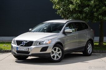 Volvo XC60 2.4D AWD /aj na splátky/