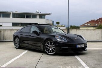 Porsche Panamera 4S V6, 440k, AT8, v záruke