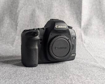Canon EOS 5D Mark II