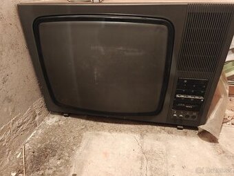 Predám elegantný retro kúsok – televízor TESLA Lívia