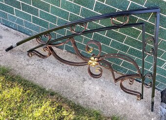 Strieška nad dvere - 1