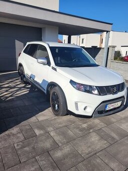 Suzuki Vitara - 1