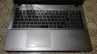 Asus notebooky na diely.