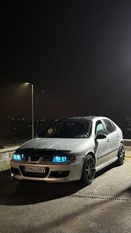 LEON 1M (CUPRA LOOK)